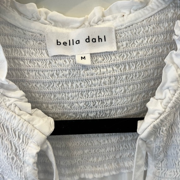 Bella Dahl White Smocked Cap Sleeve Blouse - Picture 3 of 4